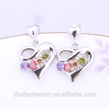 2018 trending products High quality fashion accessory labels heart shaped stone earrings